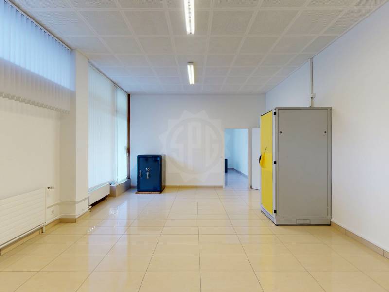 147m² office, photo 3 of 10