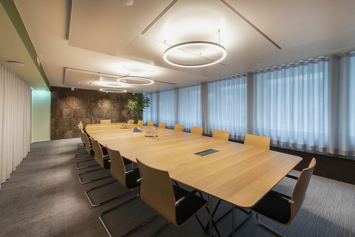 180m² office, photo 6 of 9