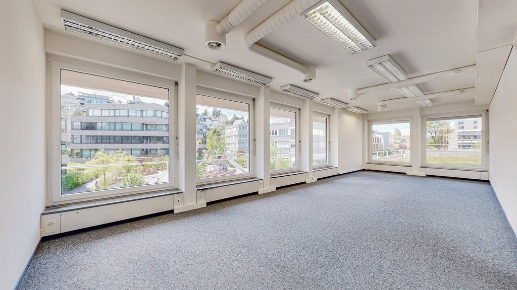 175m² office, photo 1 of 5