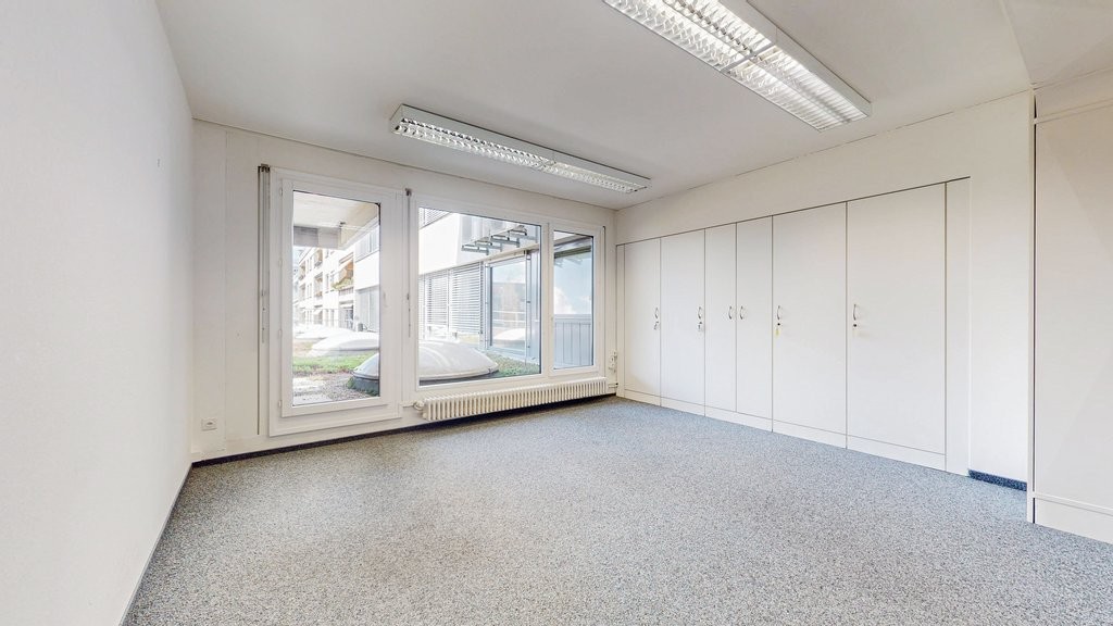 175m² office, photo 3 of 5