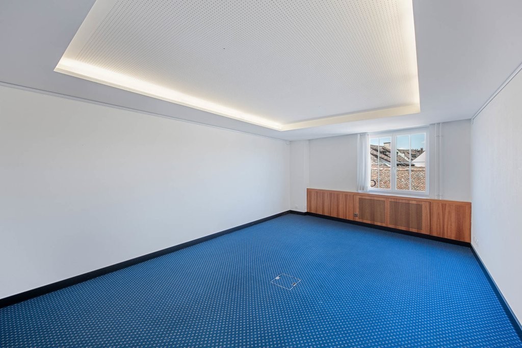 217m² office, photo 4 of 9