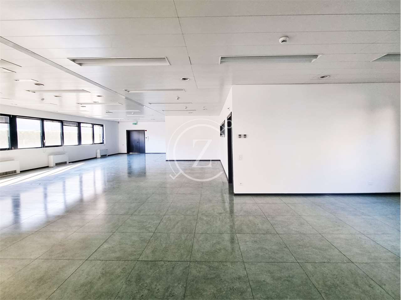 Storage room, photo 1 of 7