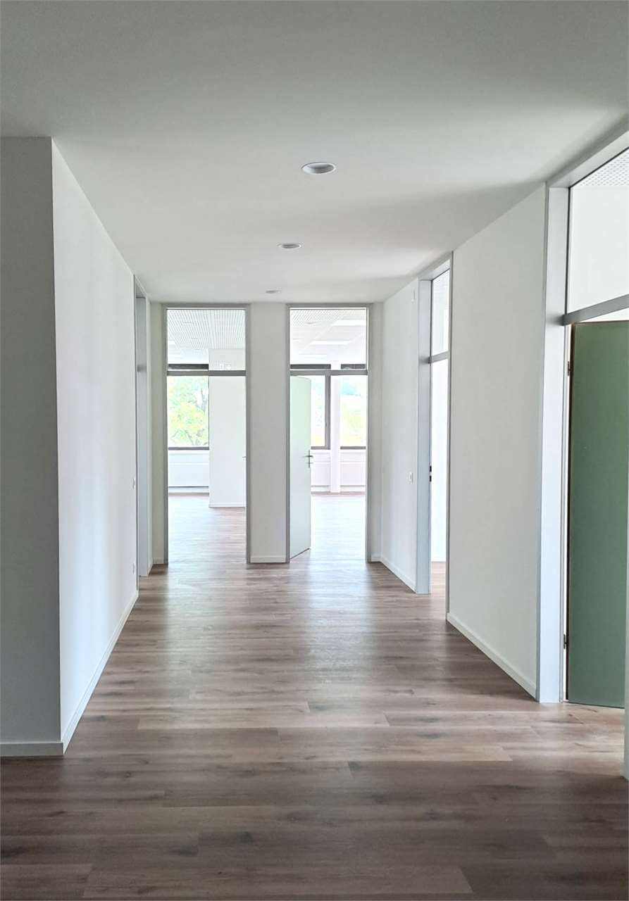 Office, photo 1 of 6