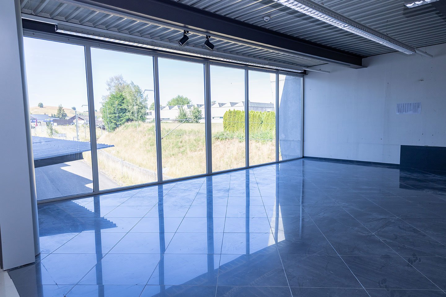 2850m² industrial object