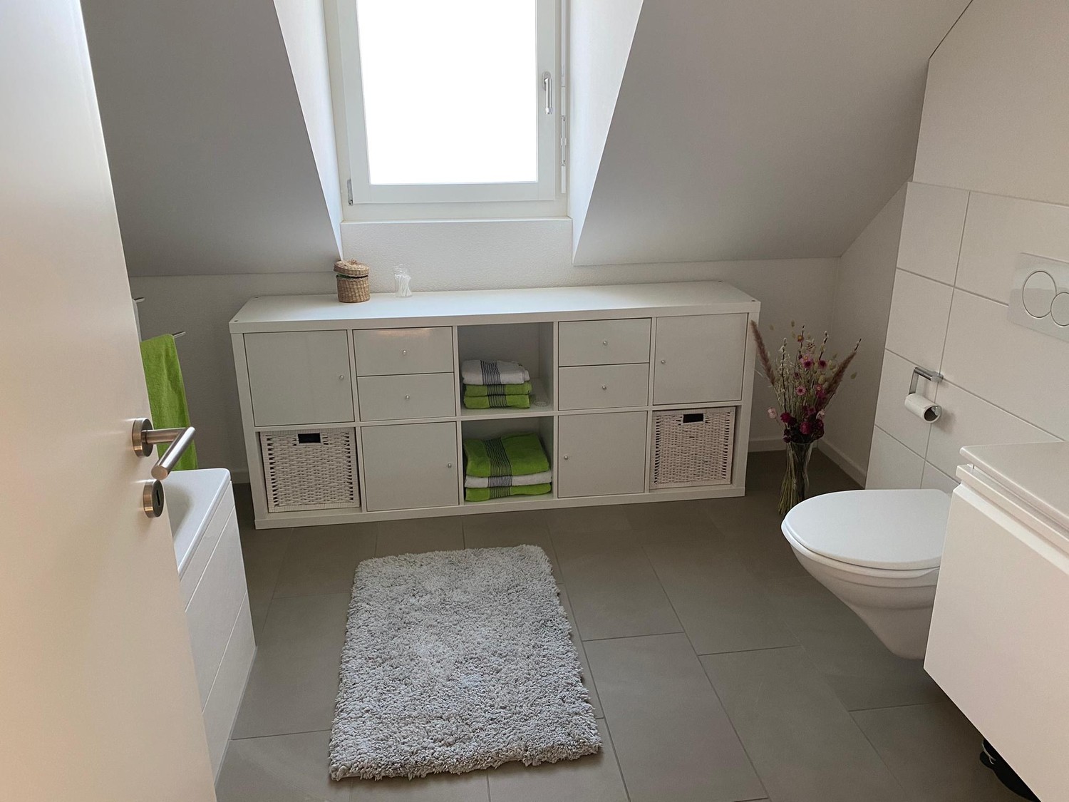 Room in a shared flat, Foto 3 von 6