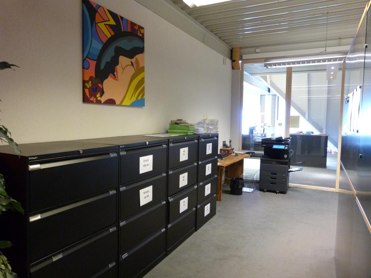 300m² office, photo 9 of 10