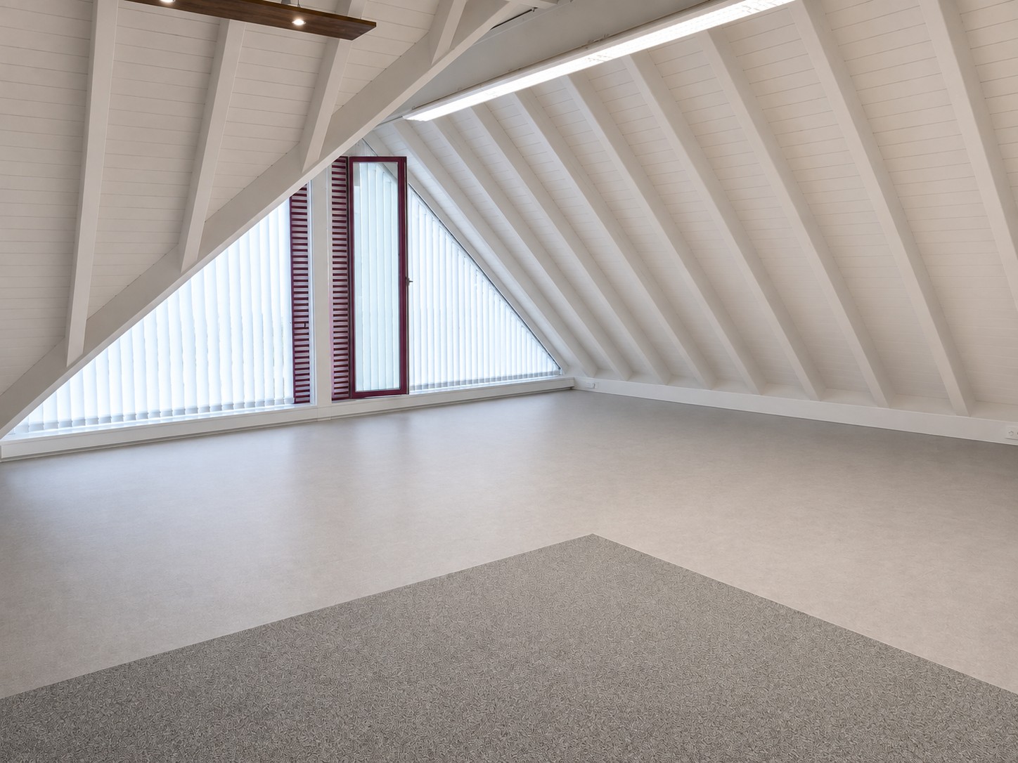 300m² office, photo 8 of 10