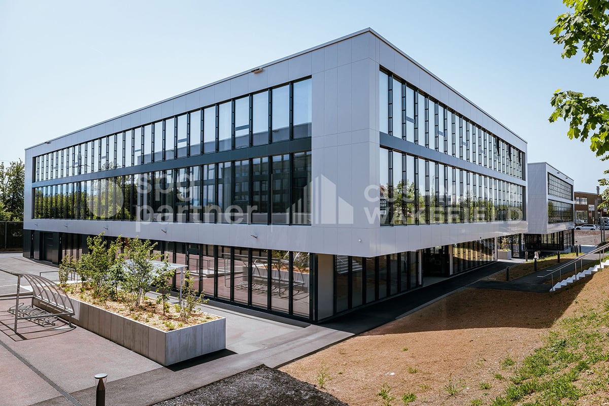 252m² office, photo 3 of 10