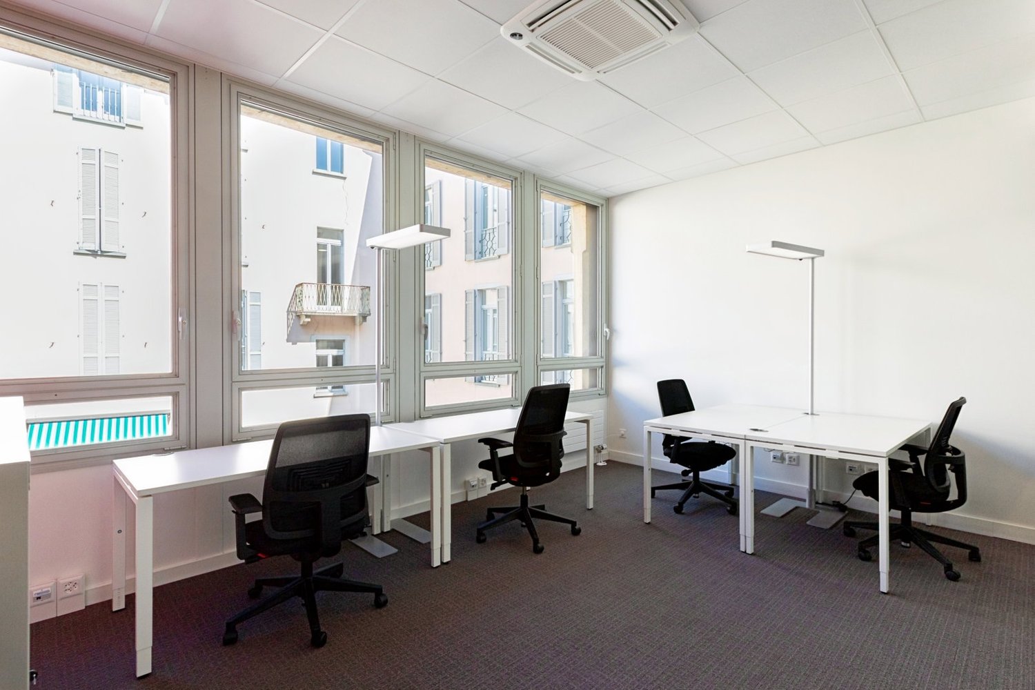 Bureau, photo 4 sur 9