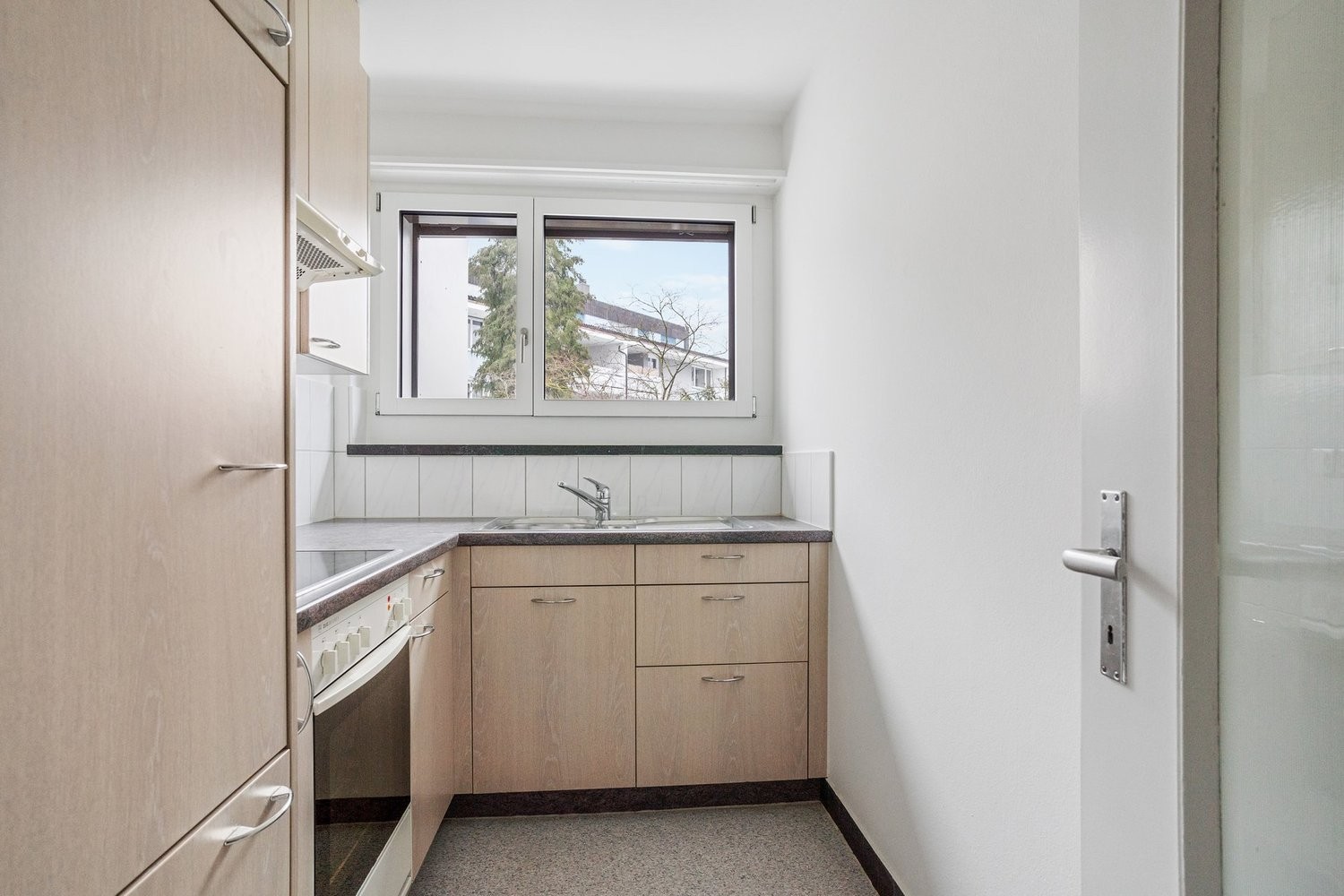 1 room apartment, photo 3 of 6