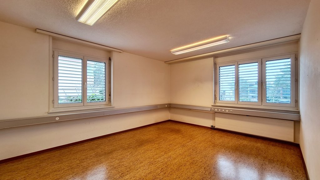 224m² office, photo 5 of 10