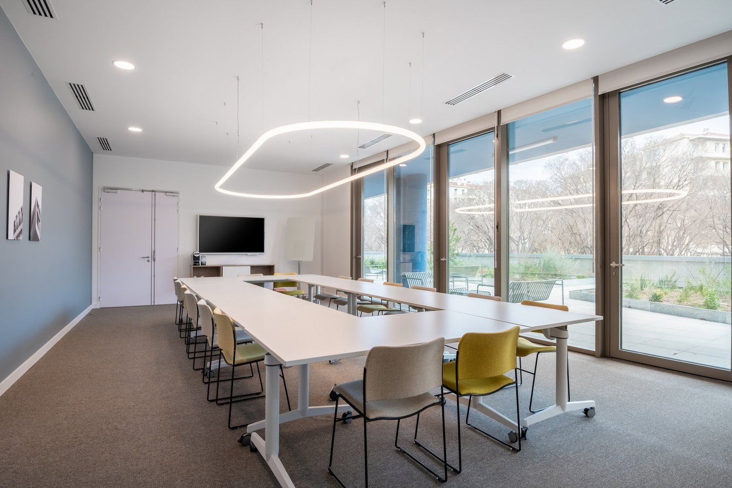 Office, Foto 1 von 8