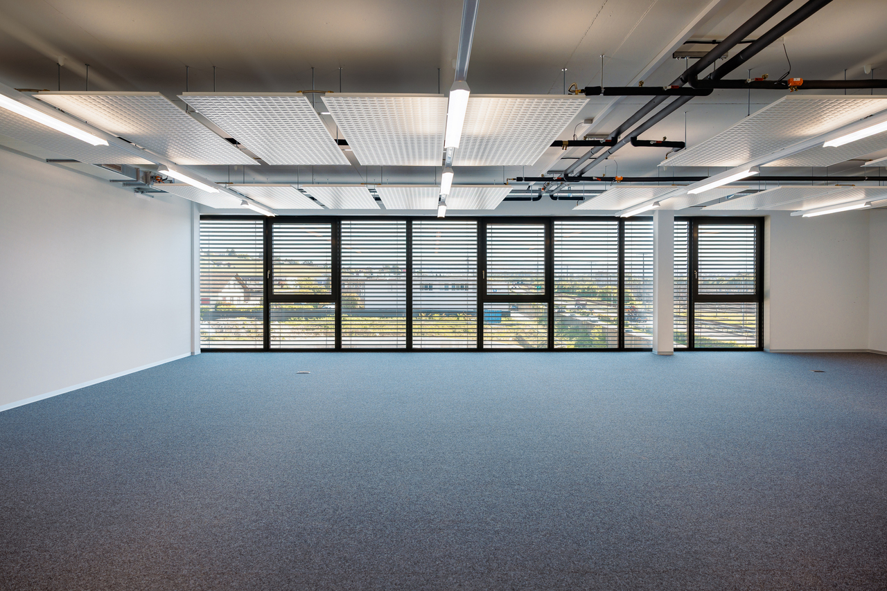 189m² office, photo 2 of 5
