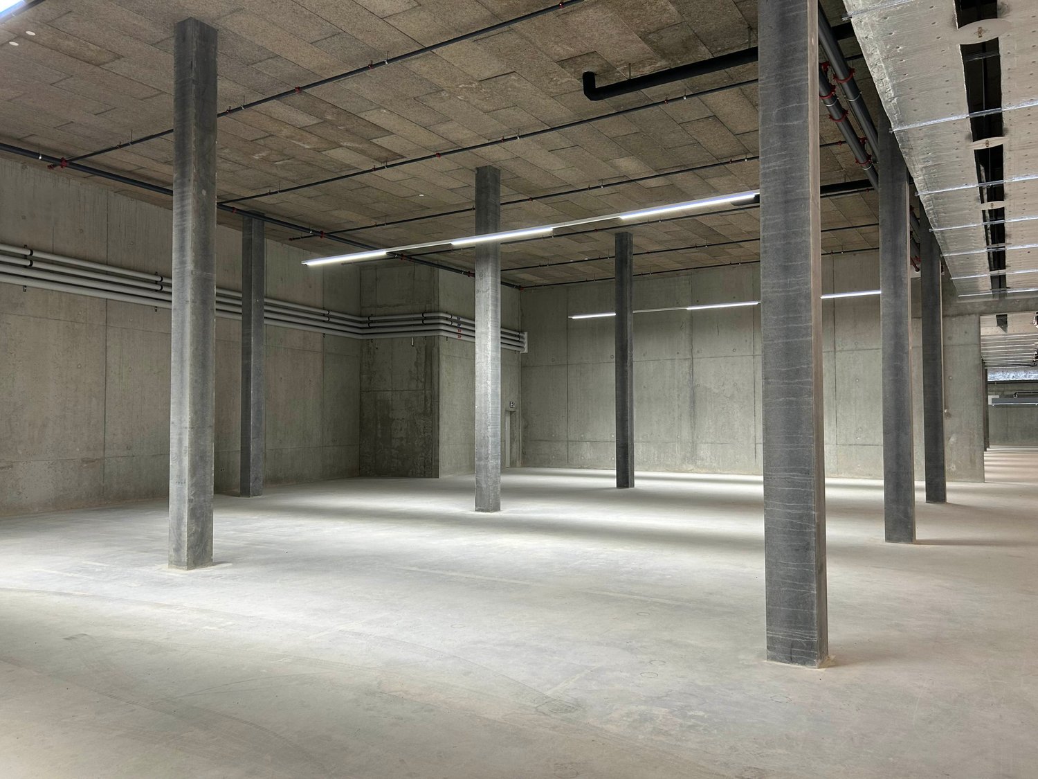 730m² oggetto industriale