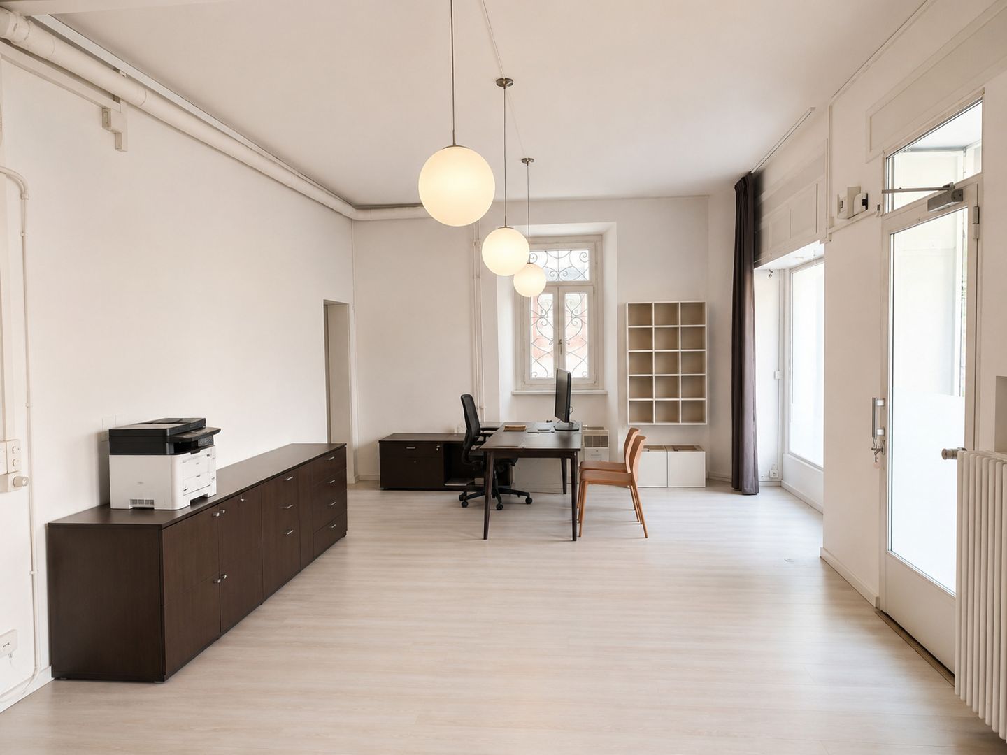 70m² commercial, photo 1 of 7
