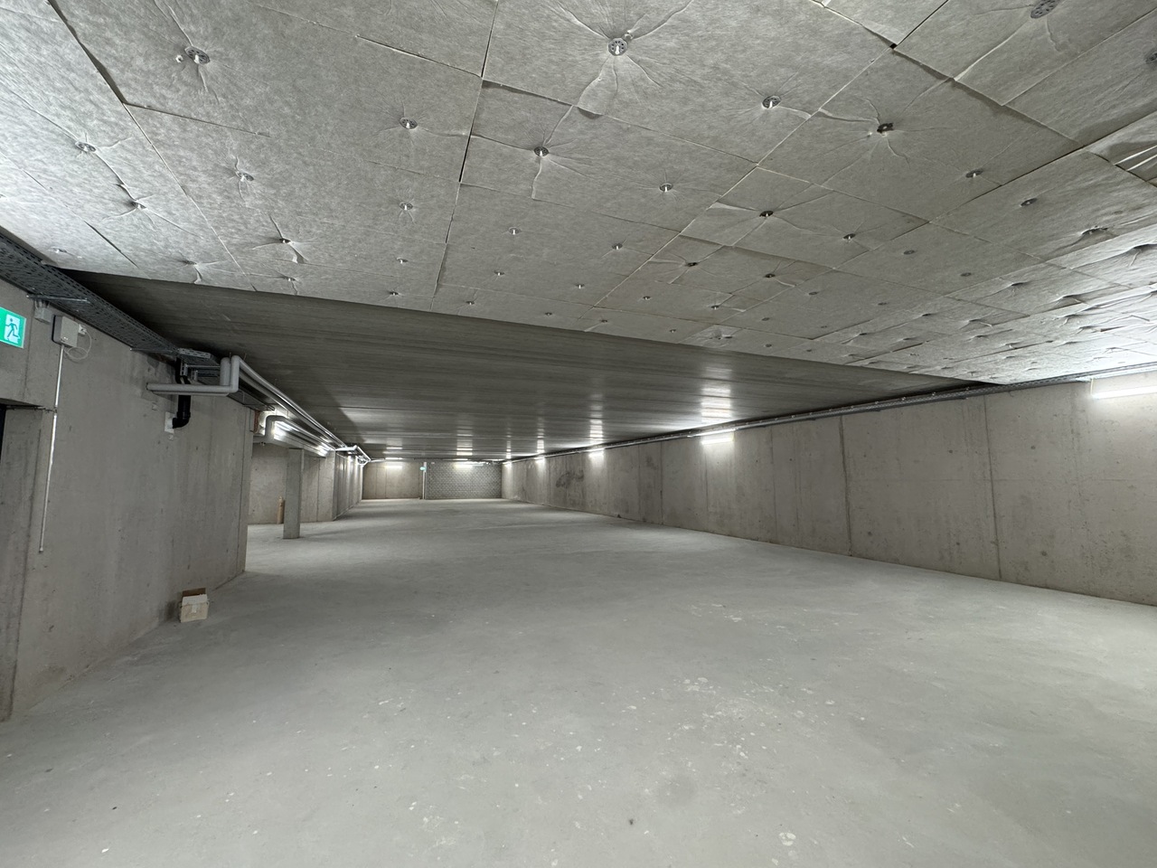 Locale di deposito di 1190m²