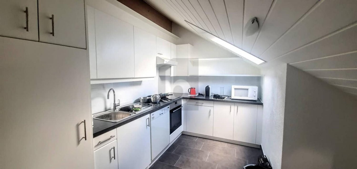 4 rooms attic flat, photo 2 of 4