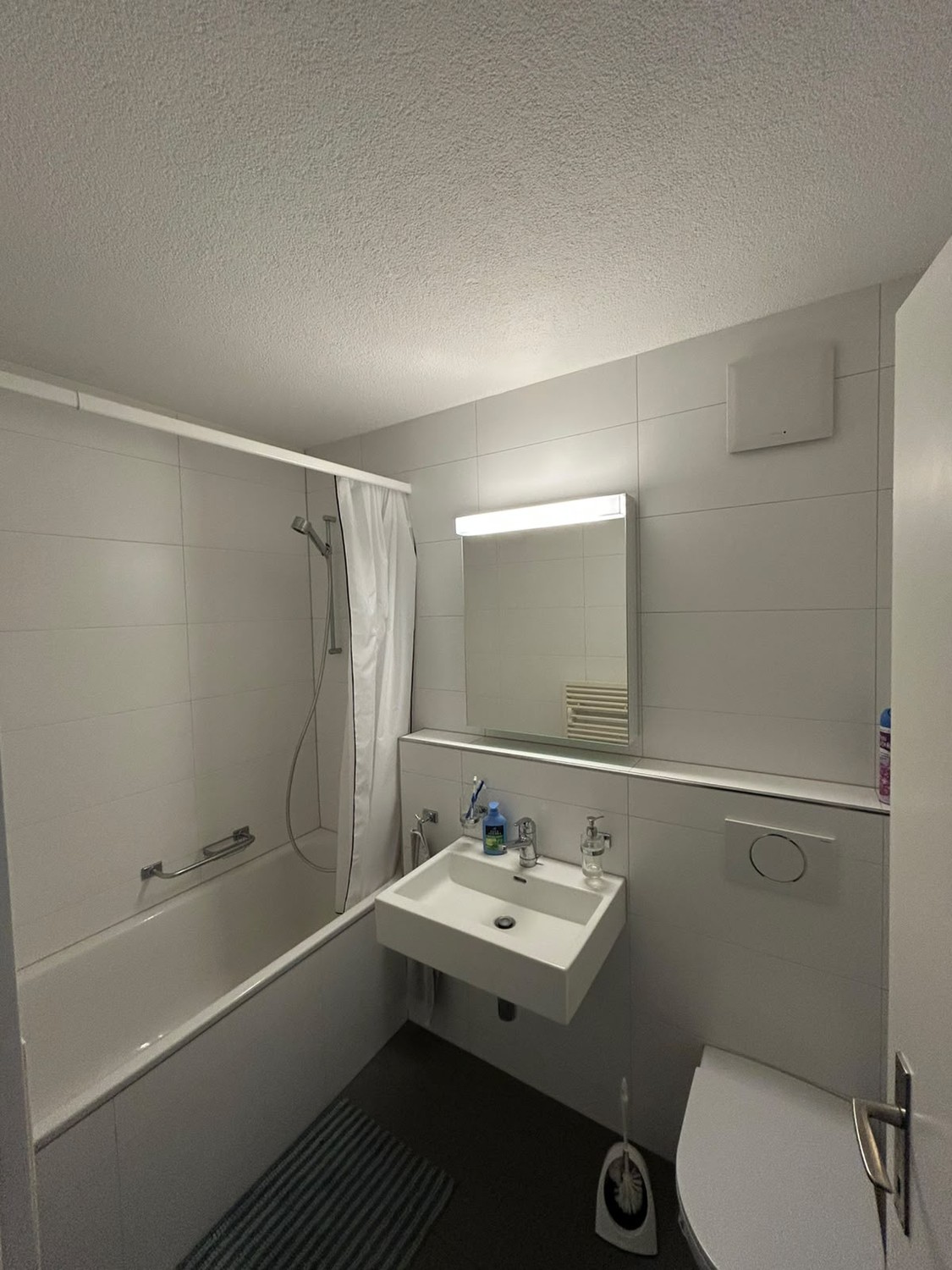 Chambre dans un appartement partagé