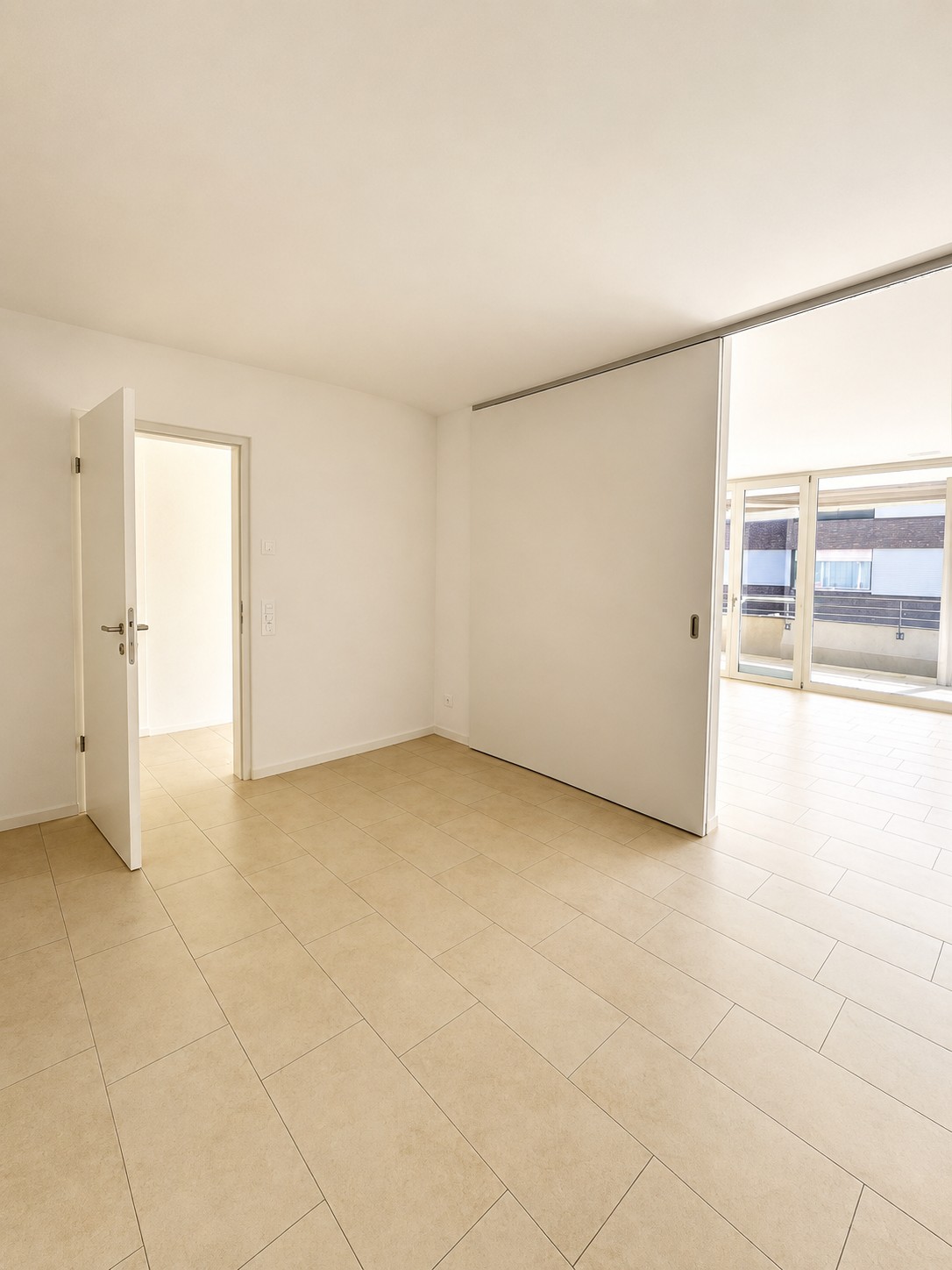 3 rooms apartment, photo 3 of 7