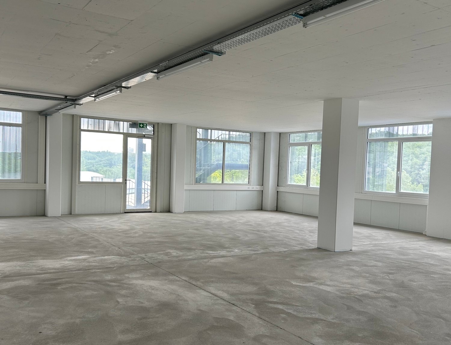 1120m² industrial object