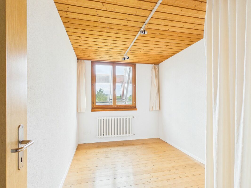 9 rooms single house
