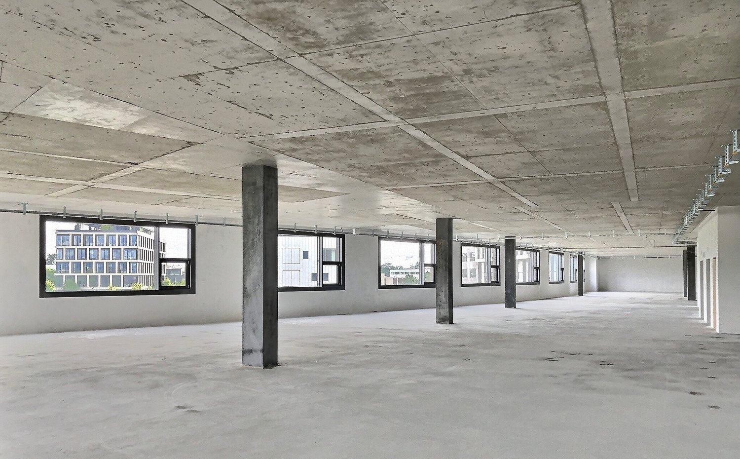150m² industrial object