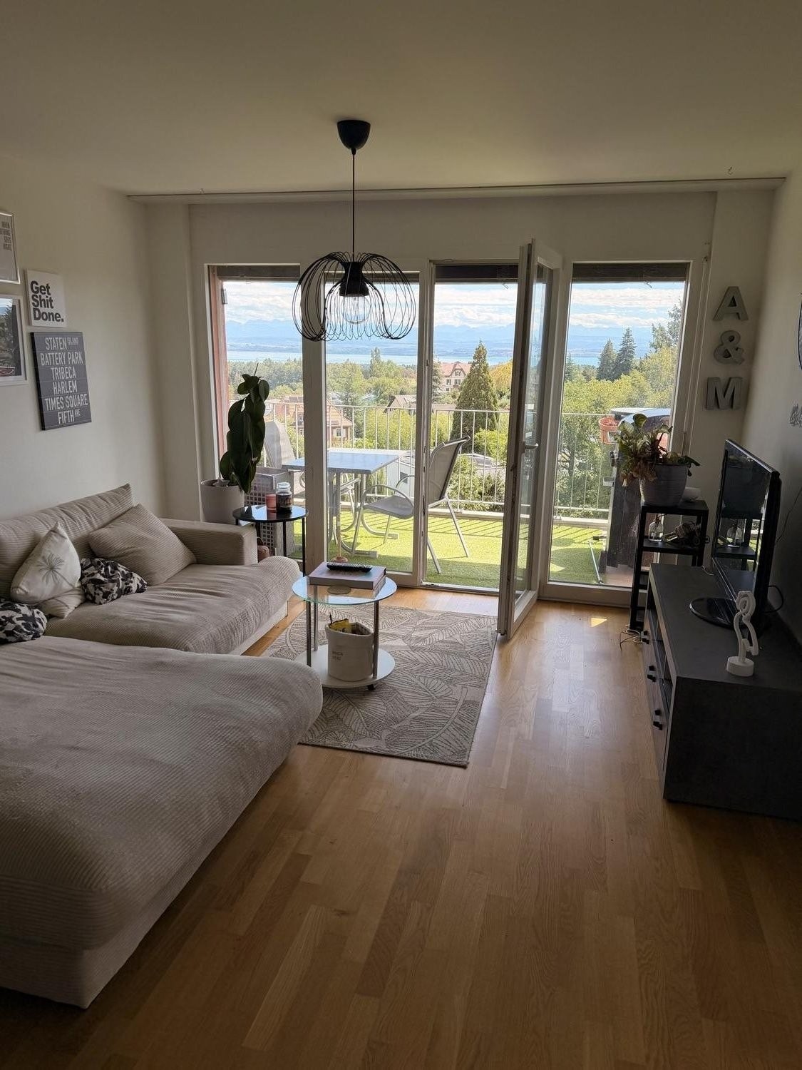 5 rooms apartment, photo 1 of 5