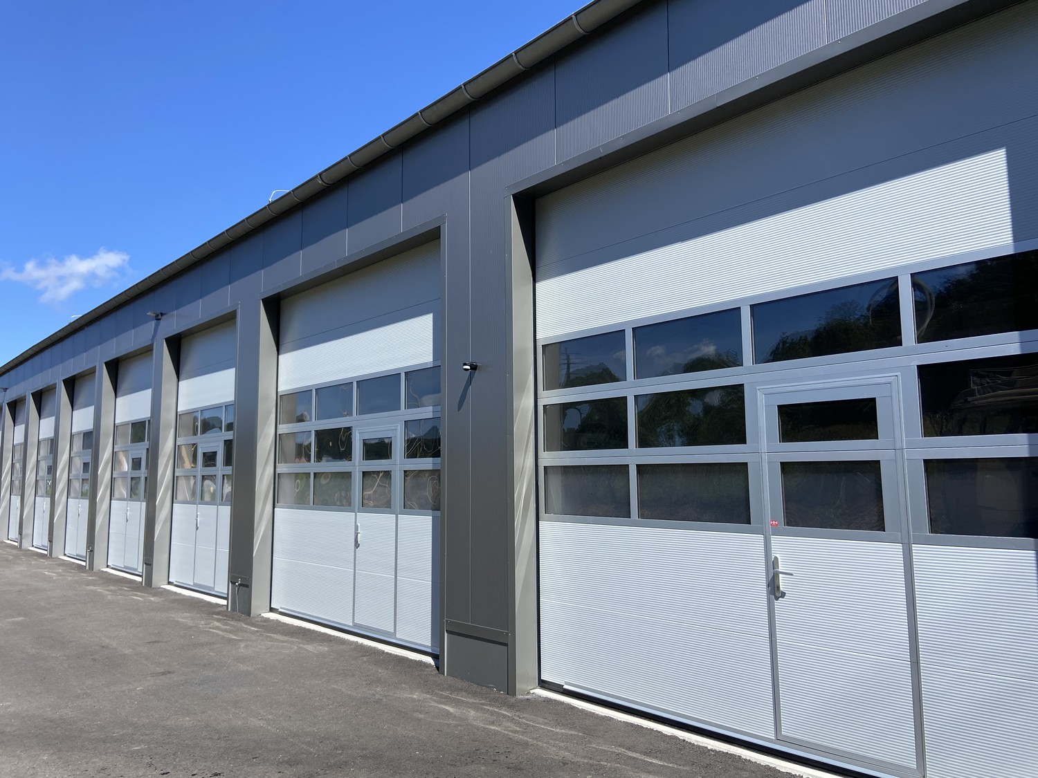 68-68m² commercial, photo 1 of 3