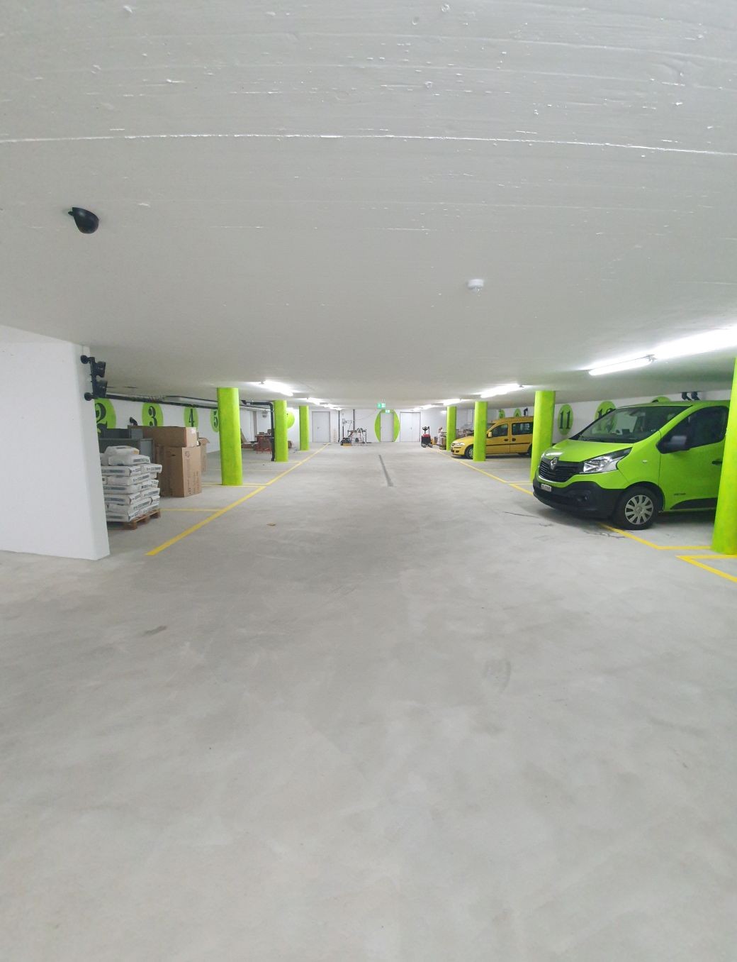 24m² commercial