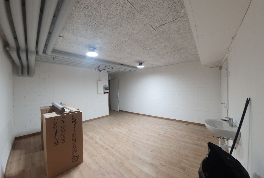 24m² commercial