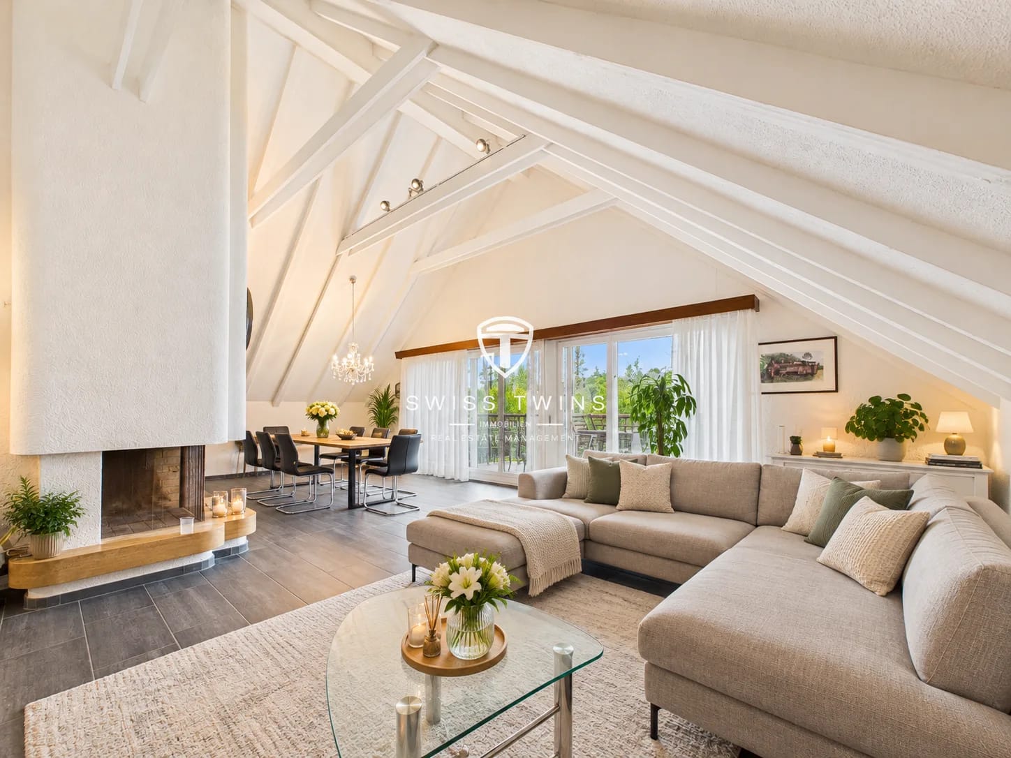 4 ½ room attic apartment