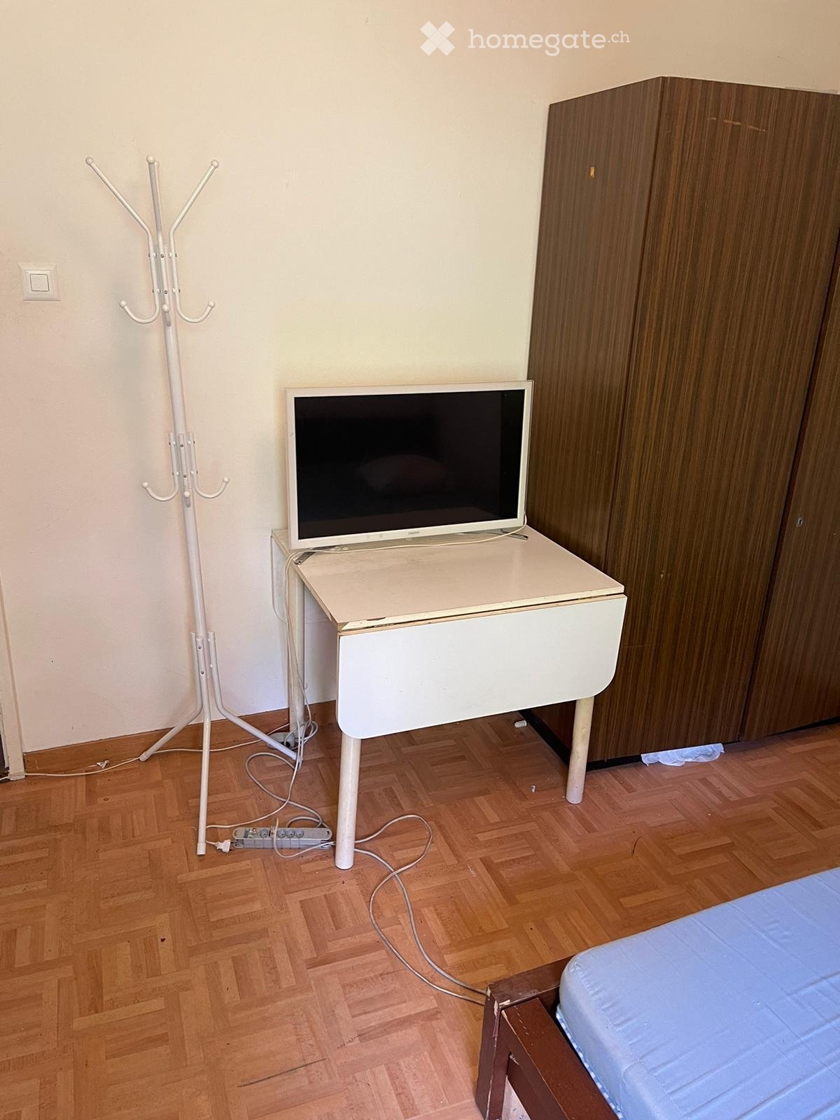 1 room single room