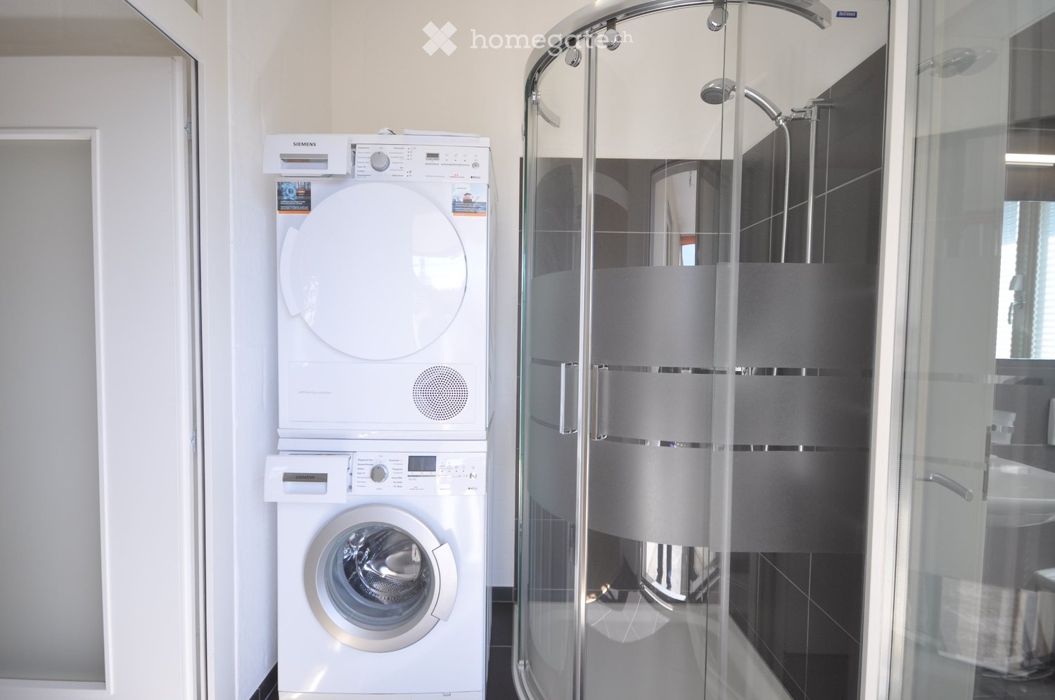 5 rooms apartment, photo 1 of 5