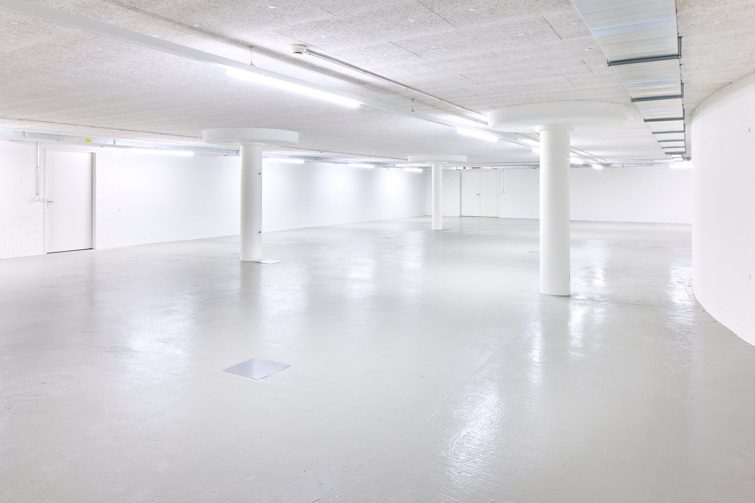 95m² storage room, photo 5 of 6