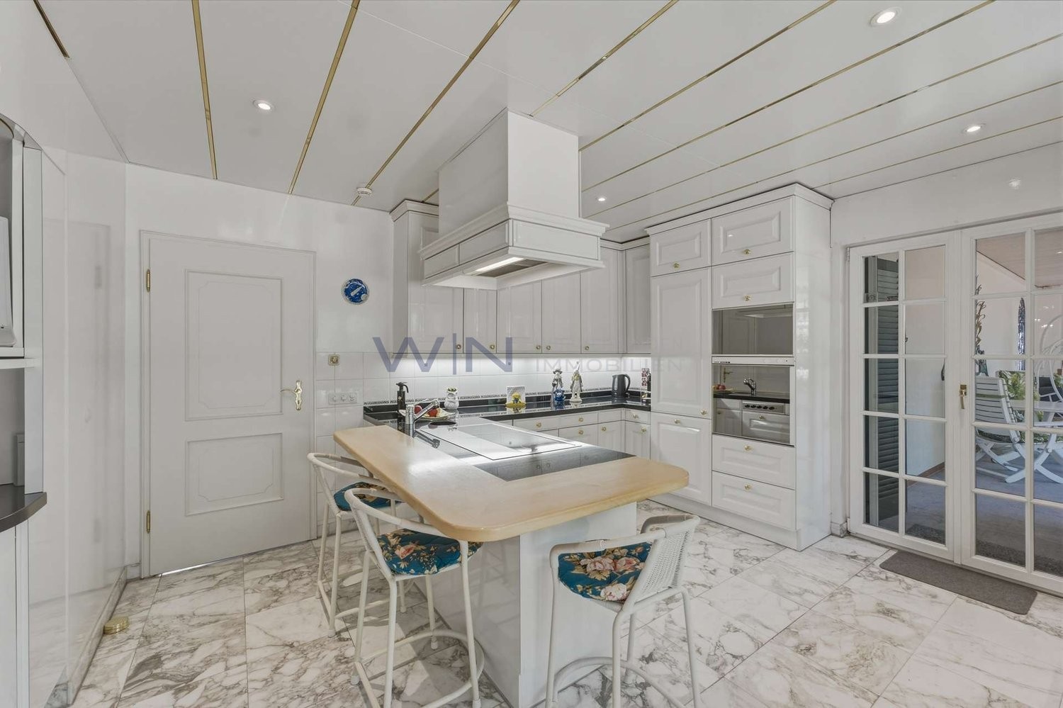 10 ½ rooms villa, photo 8 of 10