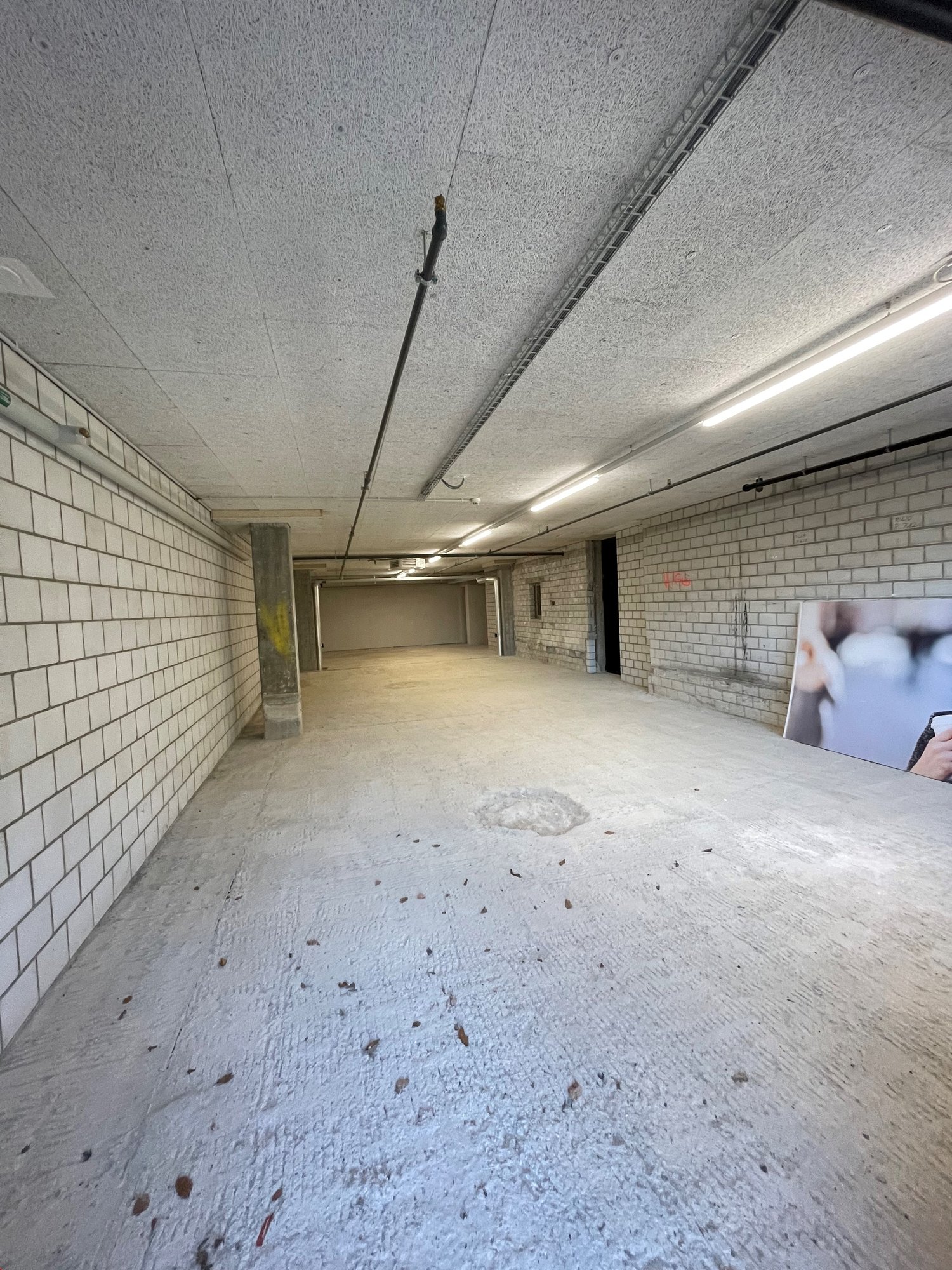 Storage room, photo 6 of 10