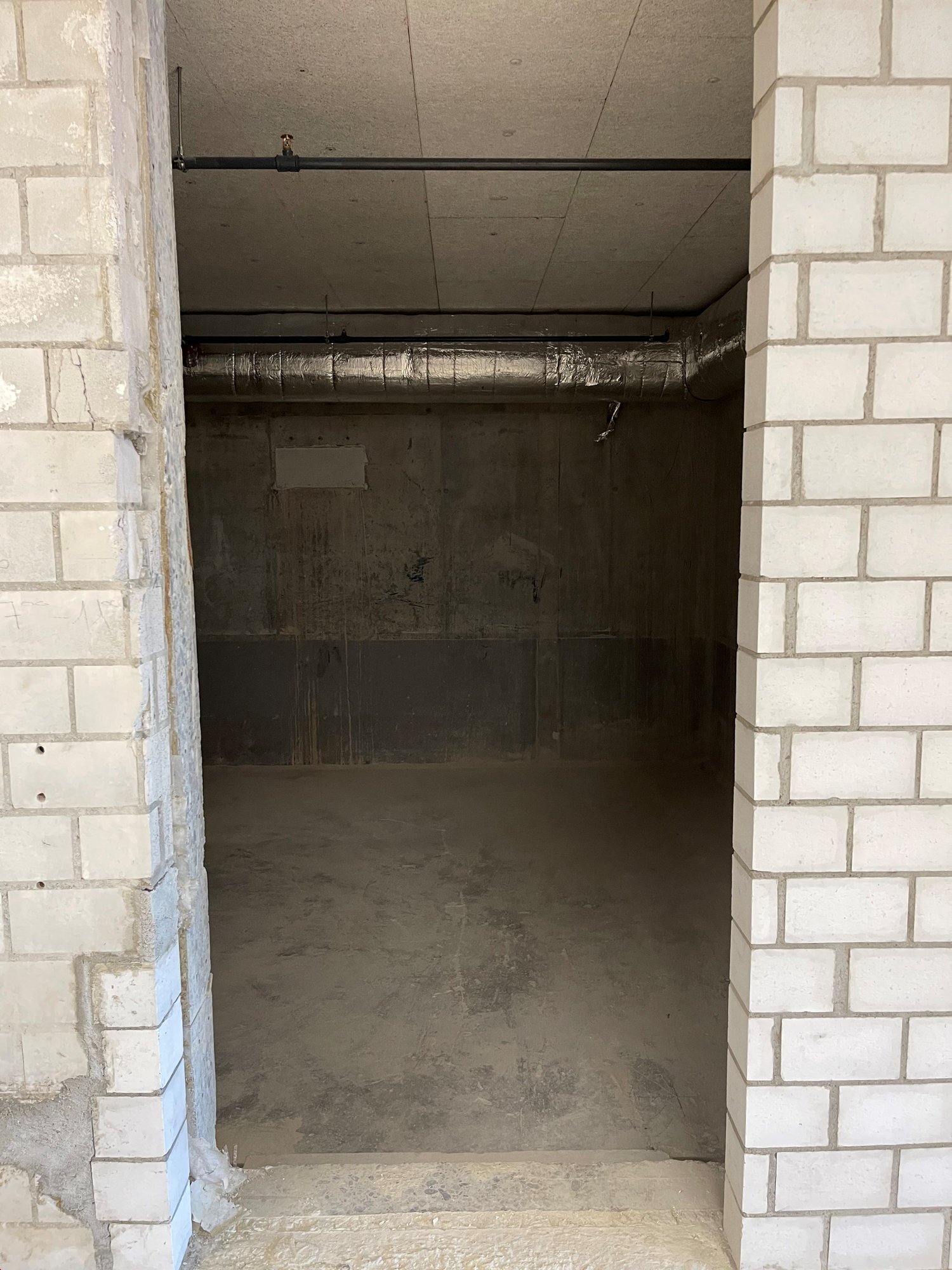 Storage room, photo 9 of 10