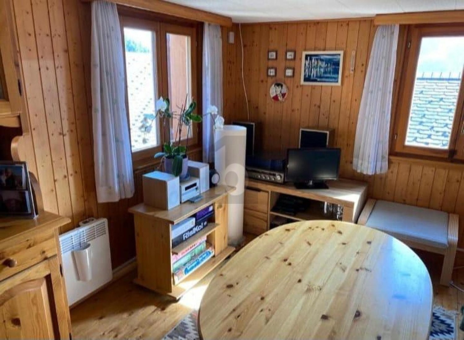 8 rooms chalet, photo 3 of 4