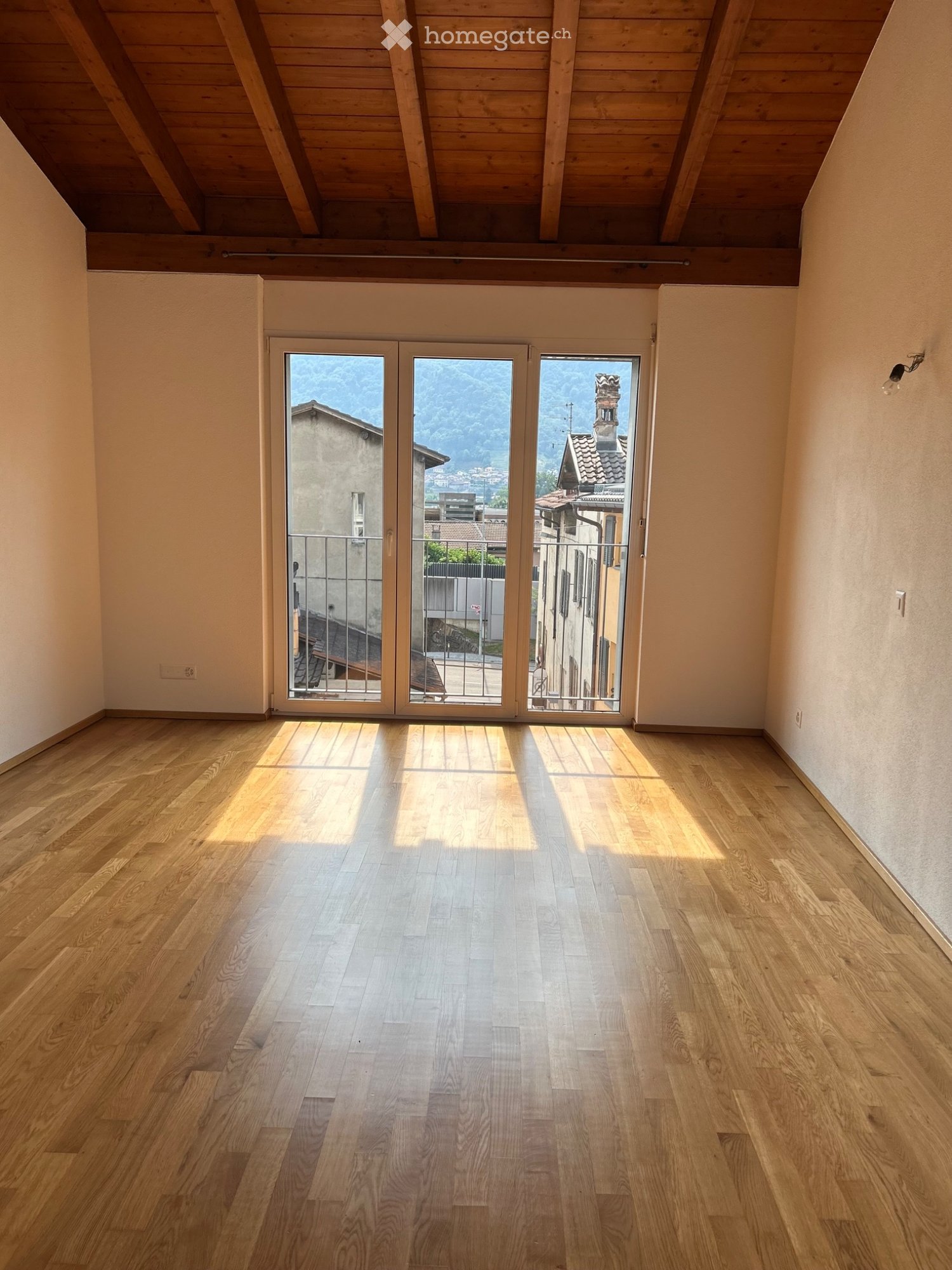 1 room single room