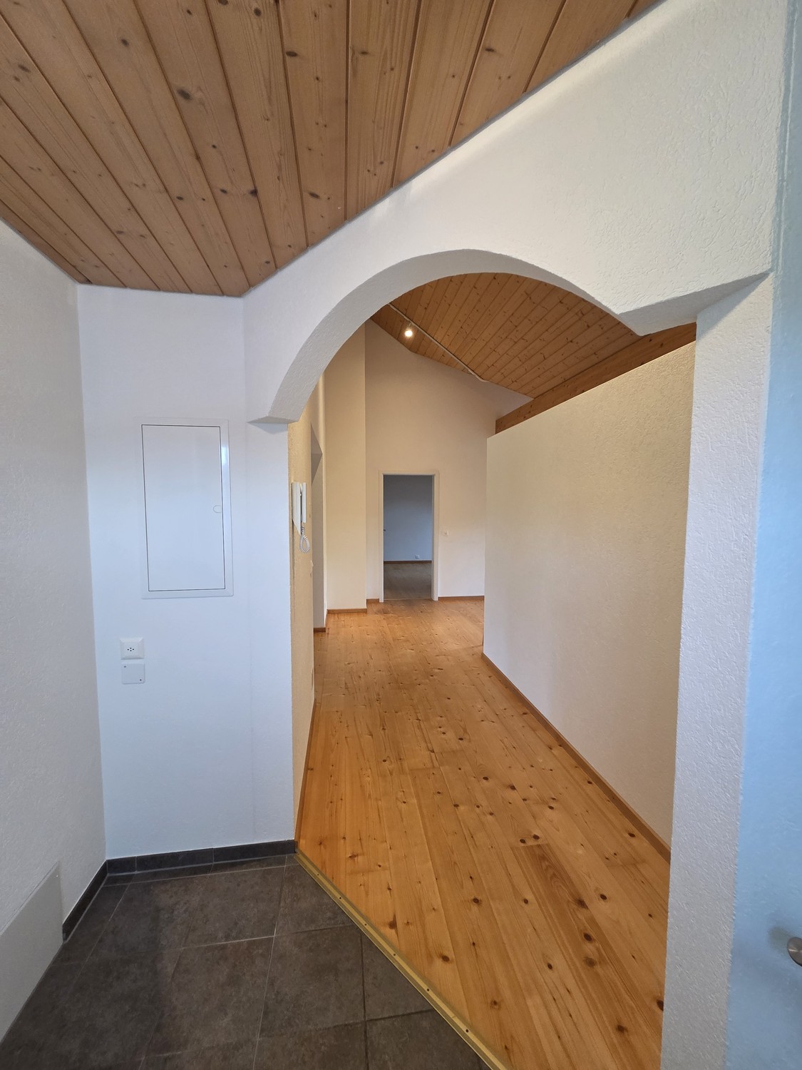 Appartamento di 3 ½ locali, foto 1 di 10