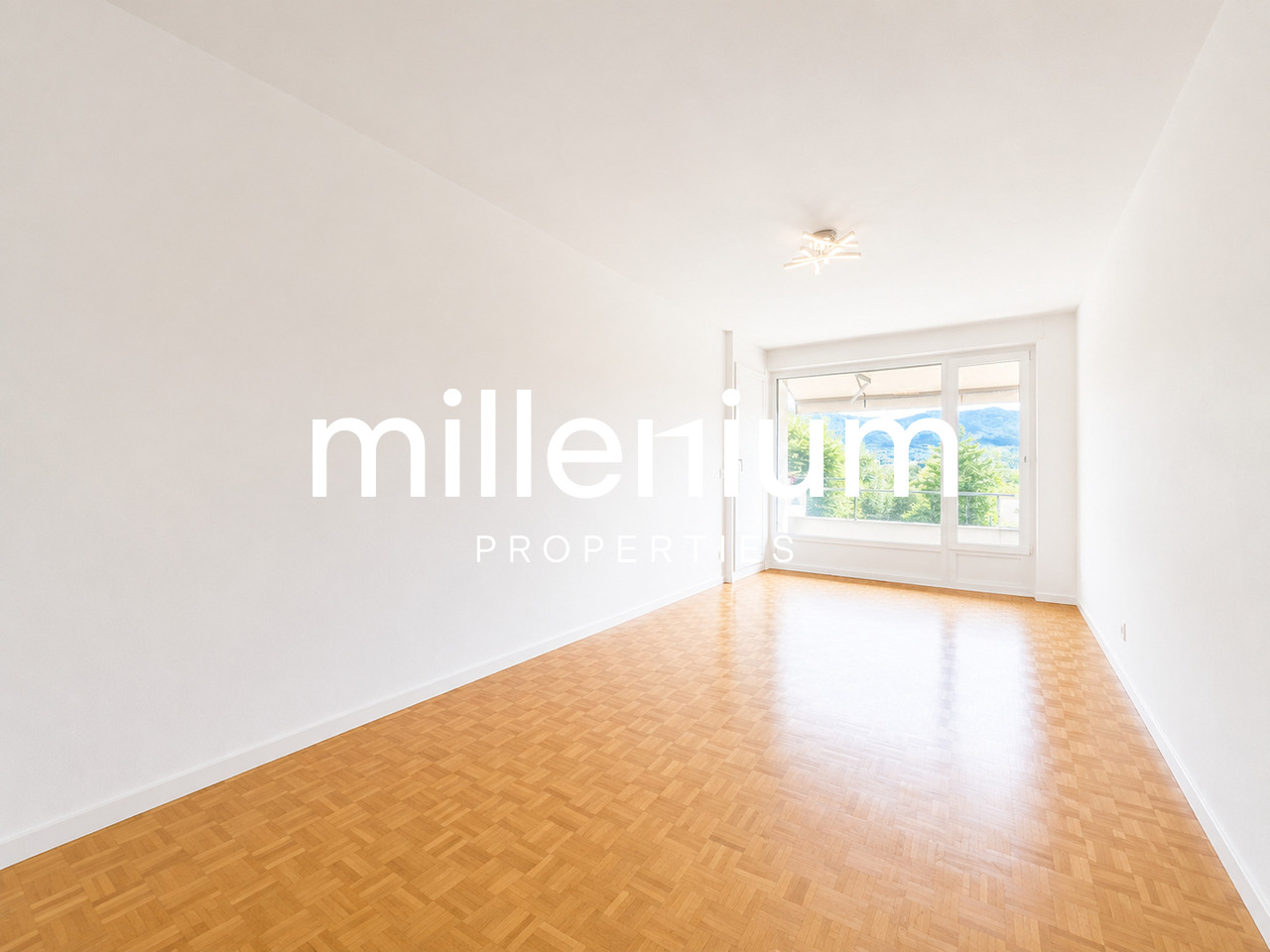 5 rooms apartment