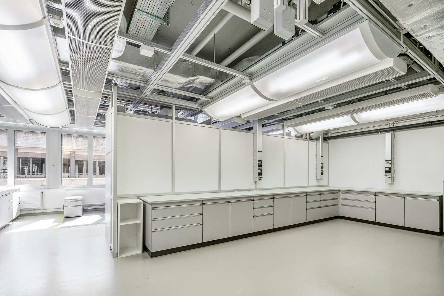 80m² laboratory, photo 10 of 10
