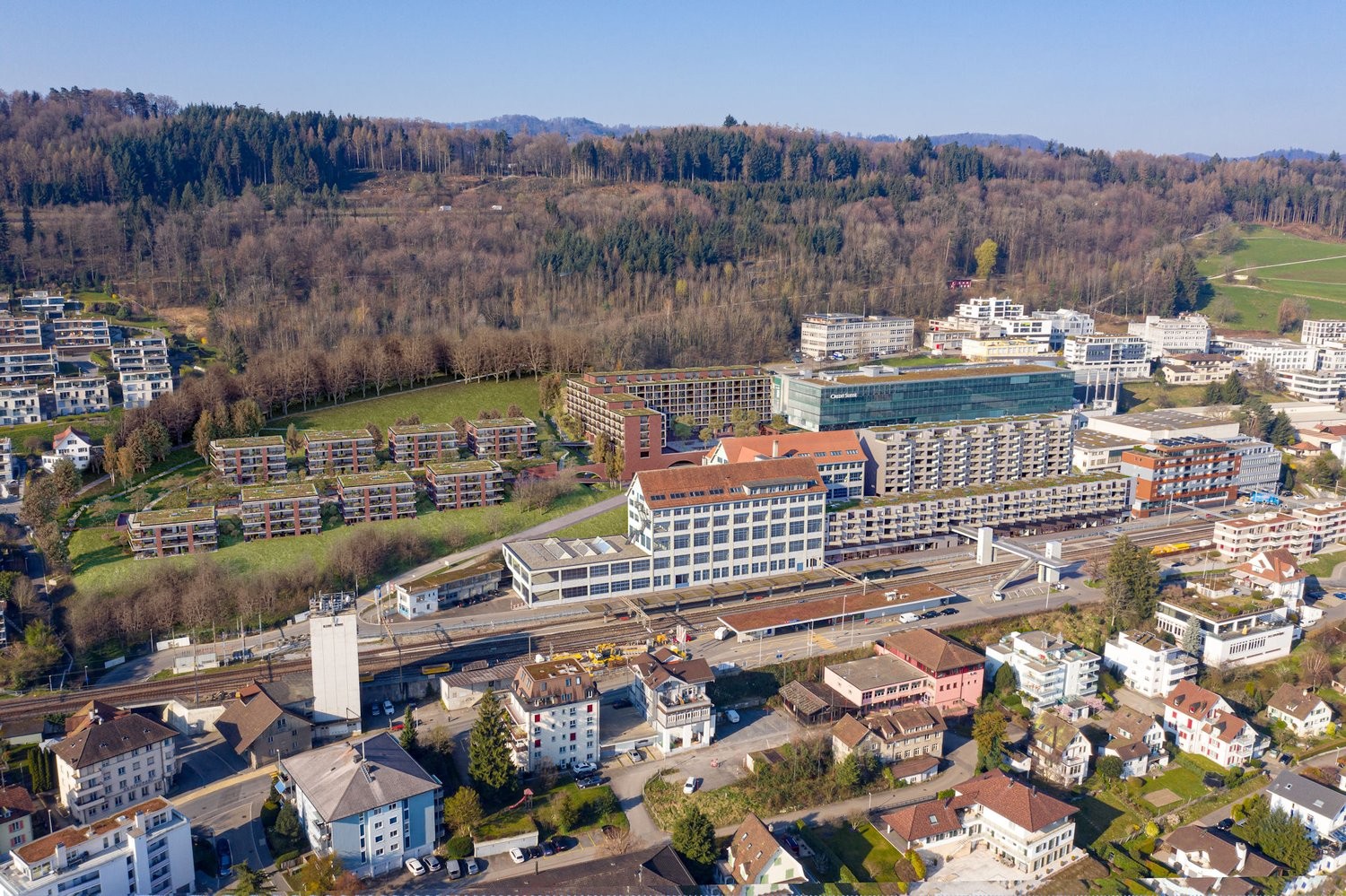 1400m² commercial
