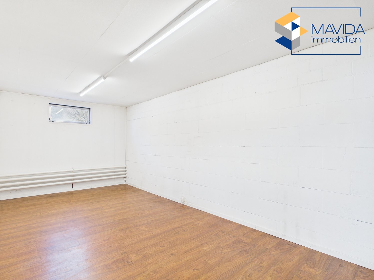 287m² workshop, photo 5 of 10
