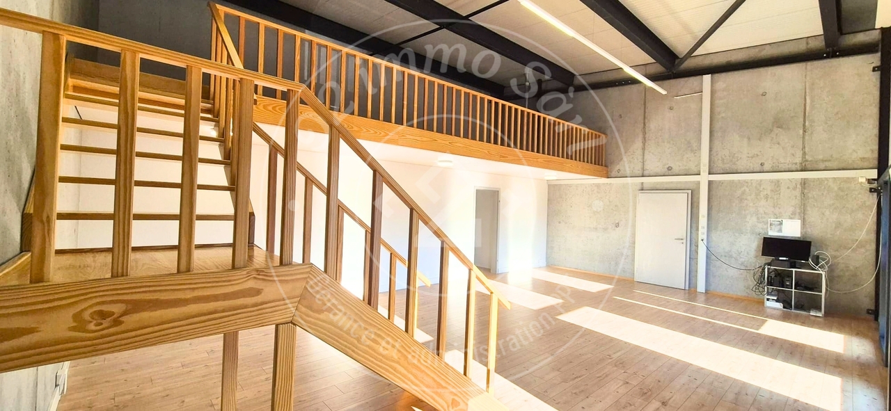 113m² commercial