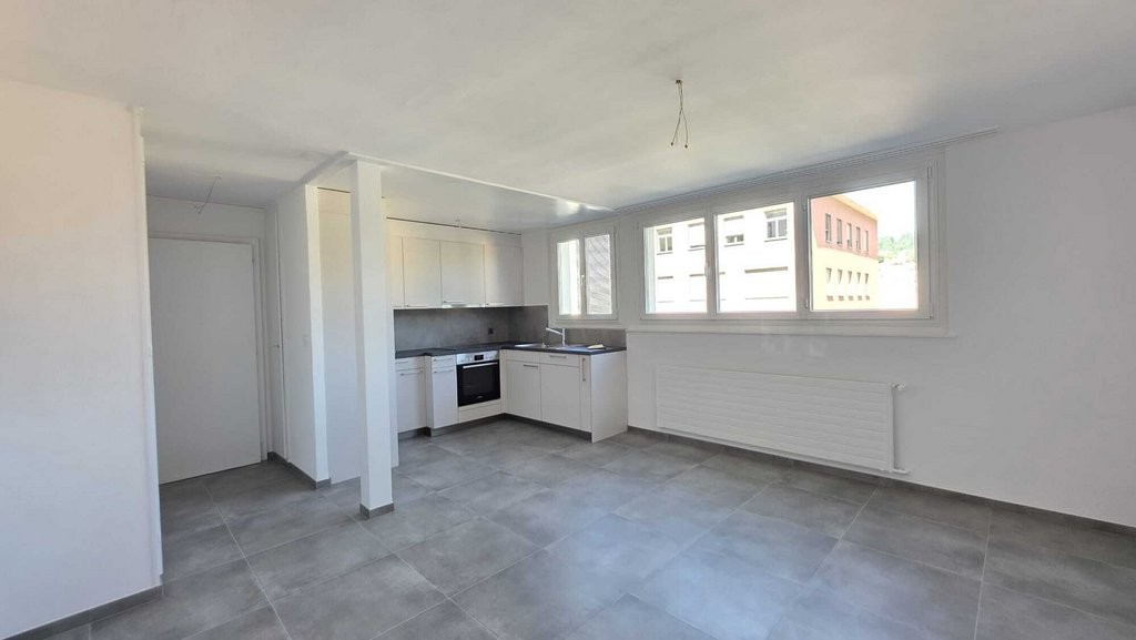 4 rooms apartment, photo 9 of 10
