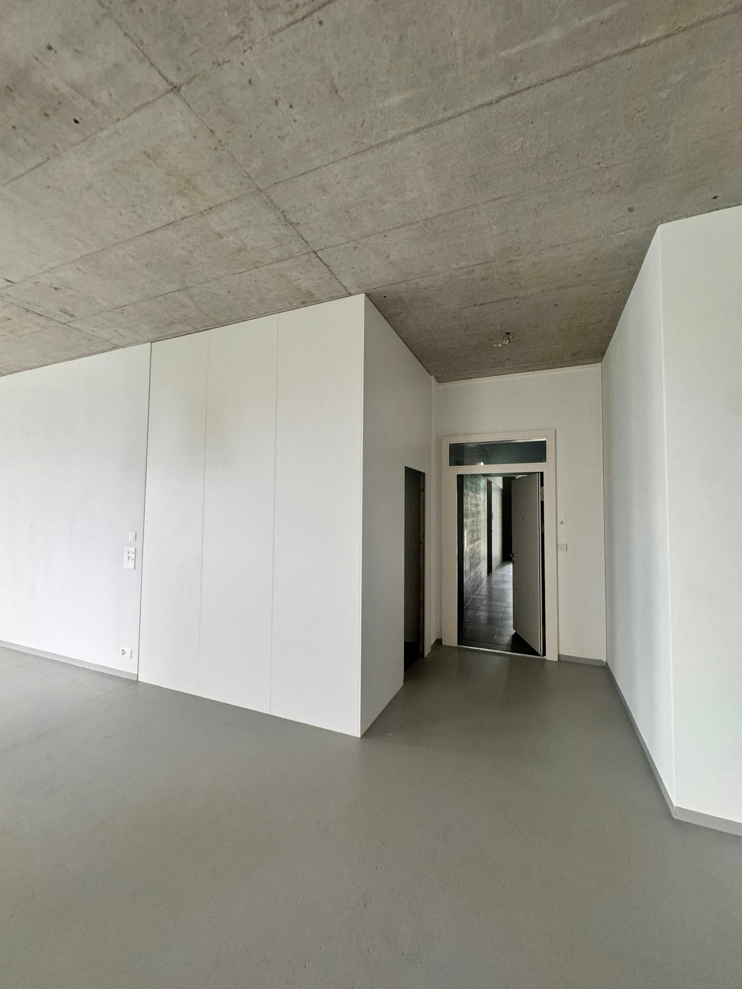 100m² office, photo 7 of 9
