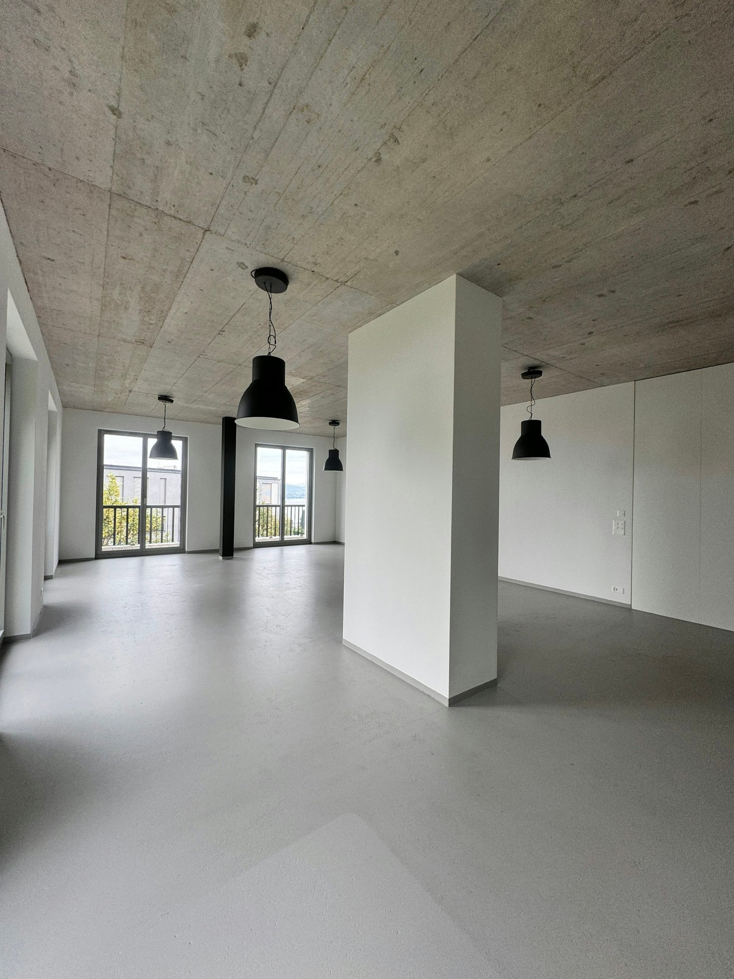 100m² office, photo 3 of 9