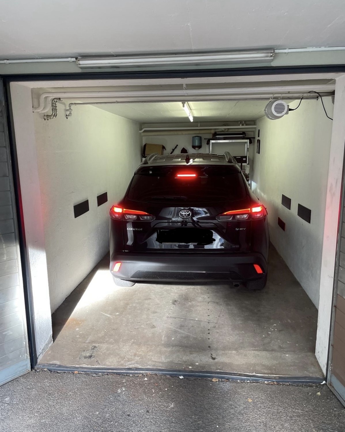 Open slot, photo 1 of 3