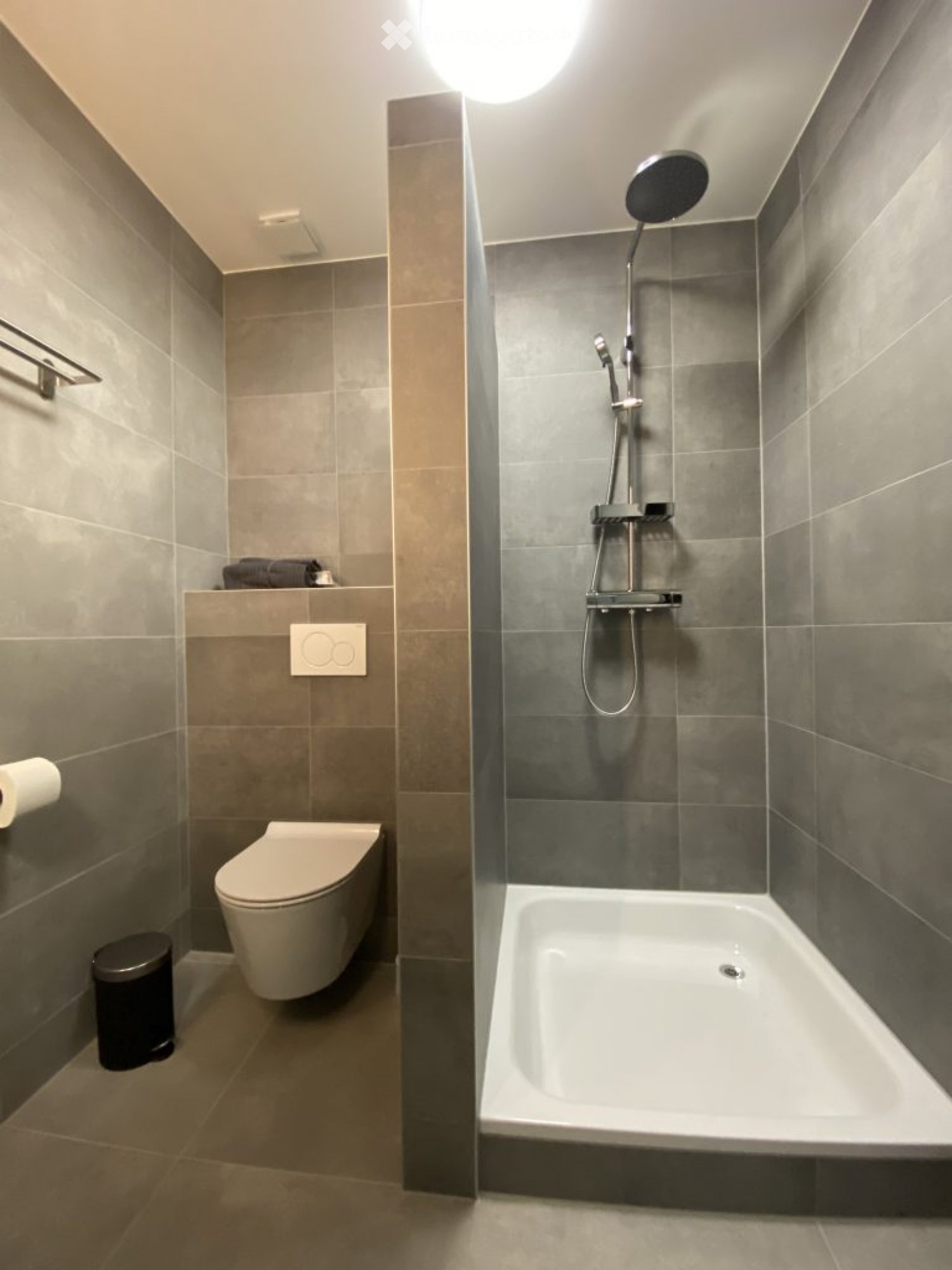 1 room single room